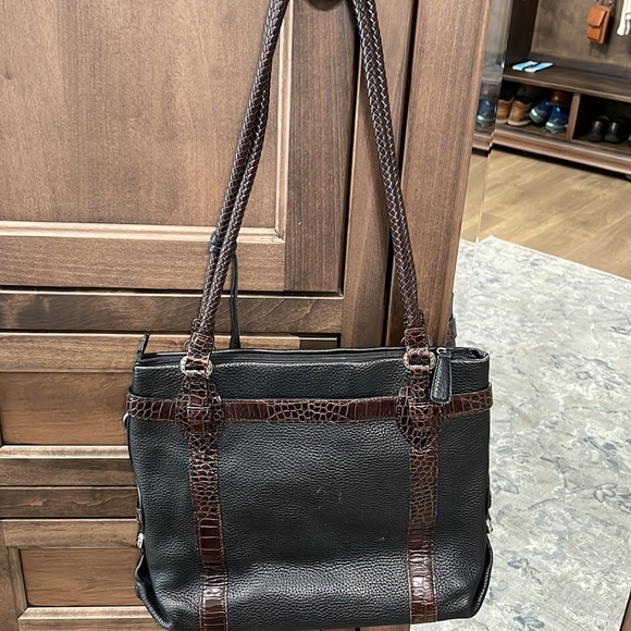Brighton purse— zips closed— pockets inside and out that zip— great condition - Picture 12 of 12
